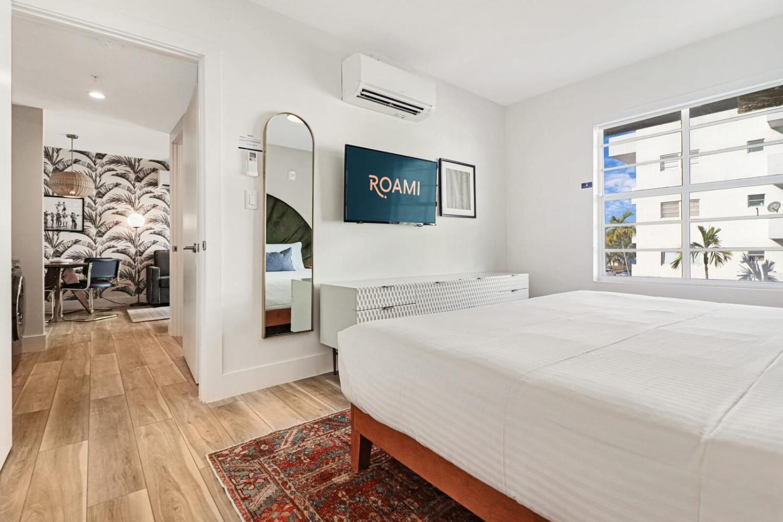 Апартаменты Roami At The Carmela Майами-Бич Номер фото